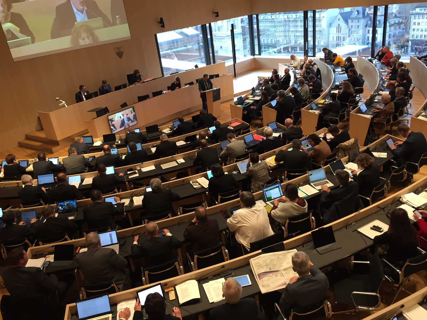 Les élus vaudois refusent de faire des heures supplémentaires gratuitement